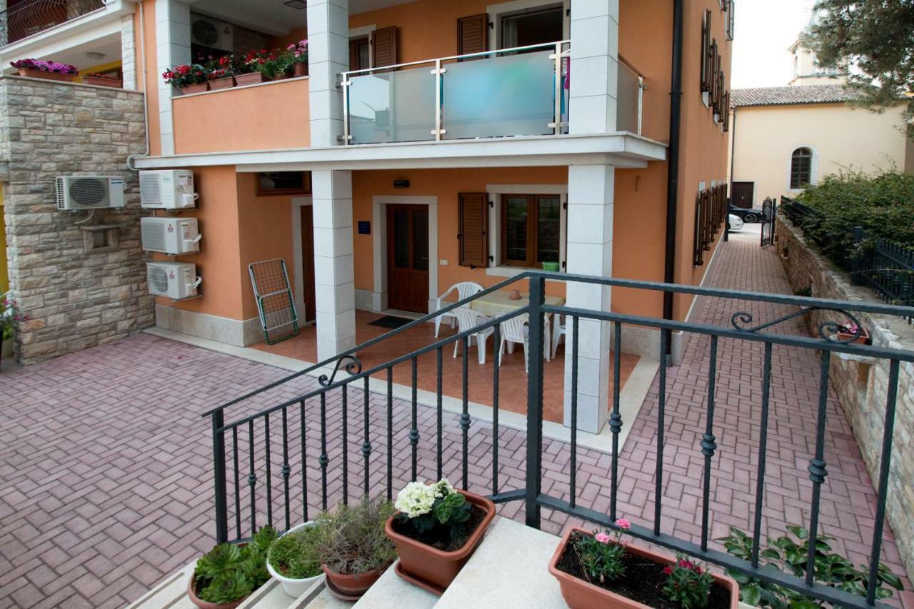Apartment Sincic Novigrad Istria Exteriör bild